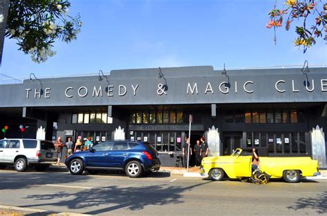 Step Inside the World of Comedy and Magic at the Jsy Leno Club
